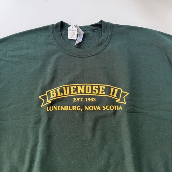 Bluenose II Banner Crewneck Sweater Forest Green XL By Gildan - Picture 2 of 6
